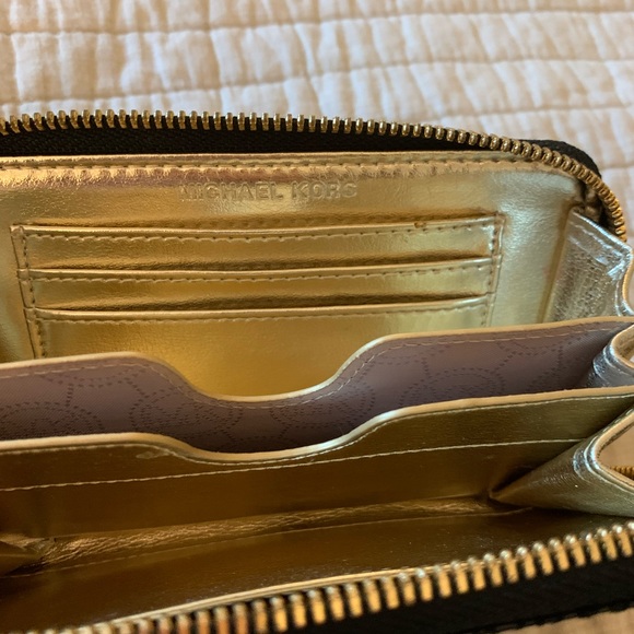 Michael Kors black snakeskin print wallet - Picture 3 of 5